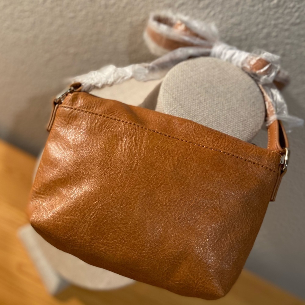 Kenneth Cole Reaction~NWT~Sweet~Faux Leather~Fold-Over Flap~Mini~Crossbody Bag - Picture 7 of 12